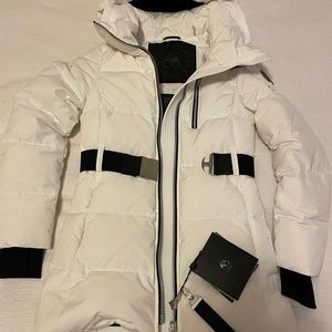 Moose knuckles white parka xs brand new with tags